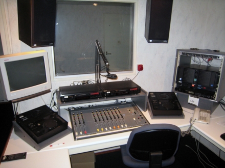 studio2_controlroom