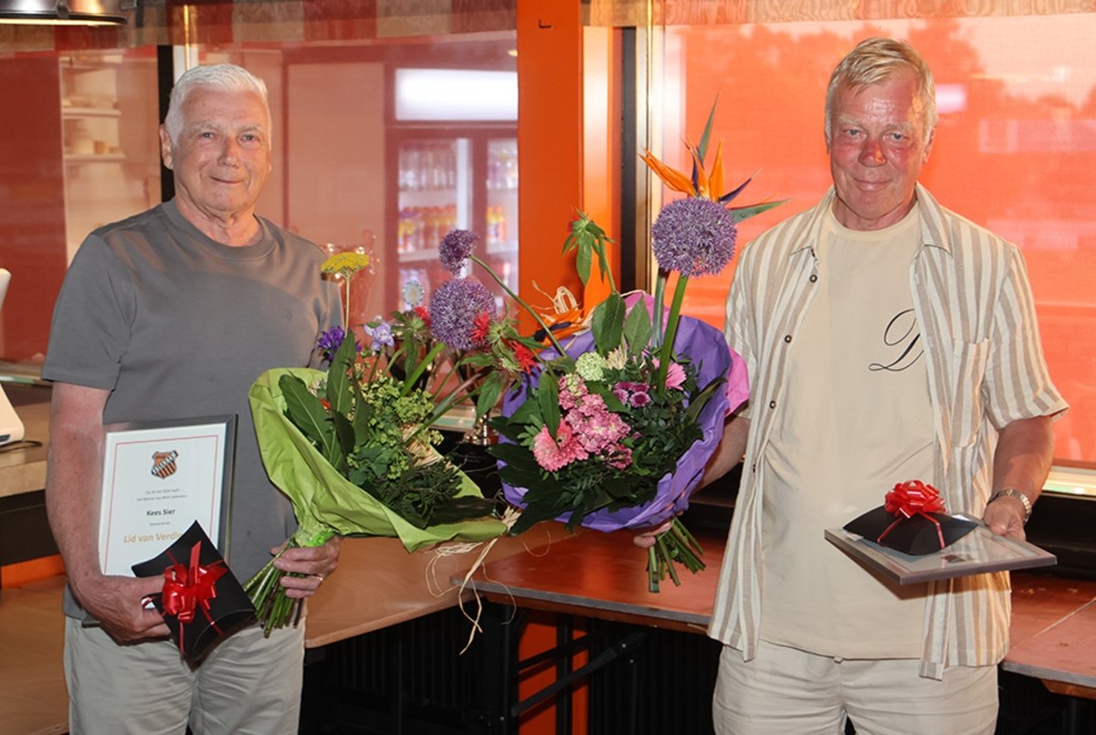 Kees Sier en Jan Schokker benoemd tot Lid van Verdienste RKAV Volendam