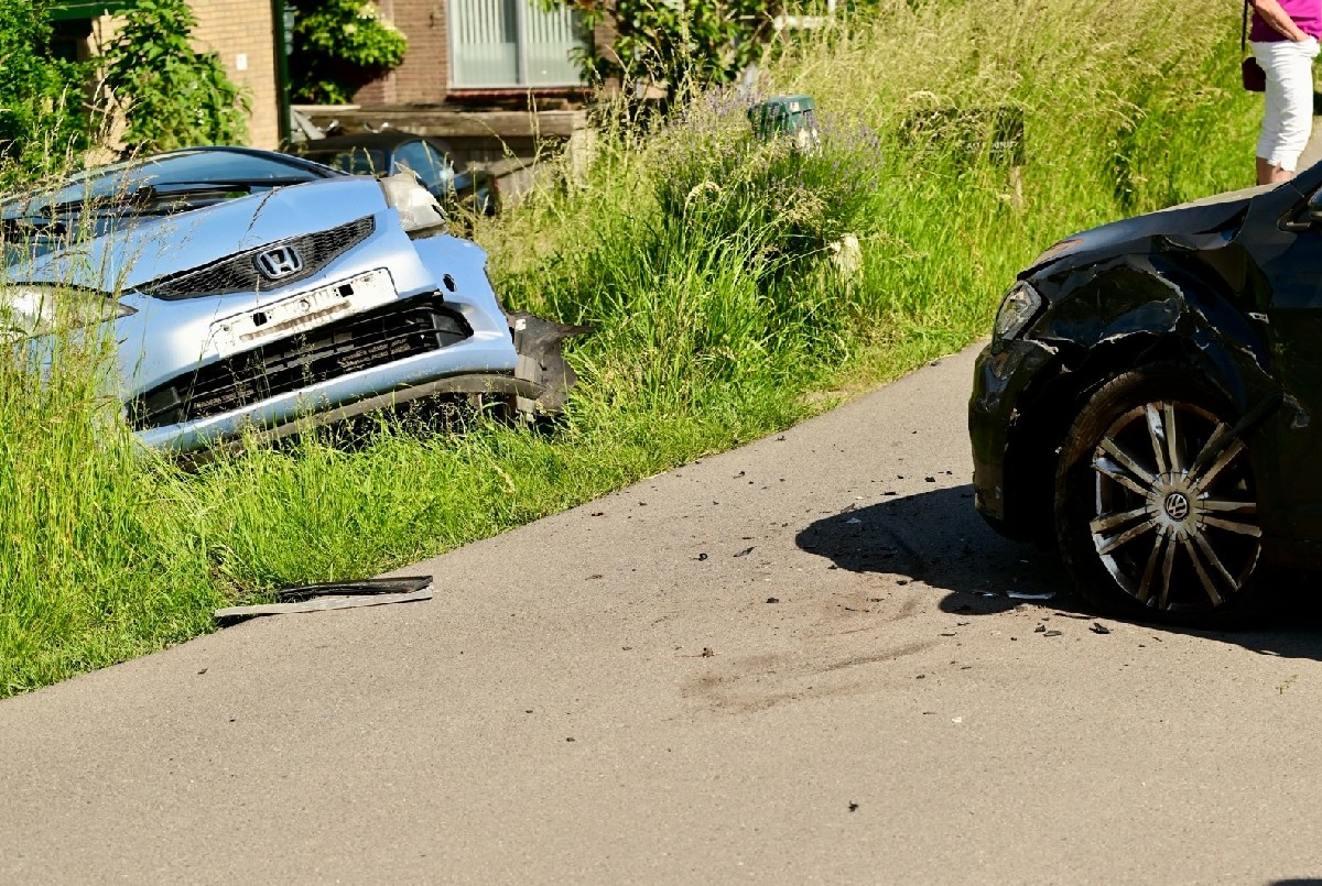 Ongeval op de dijk in Schardam / © Rooducties