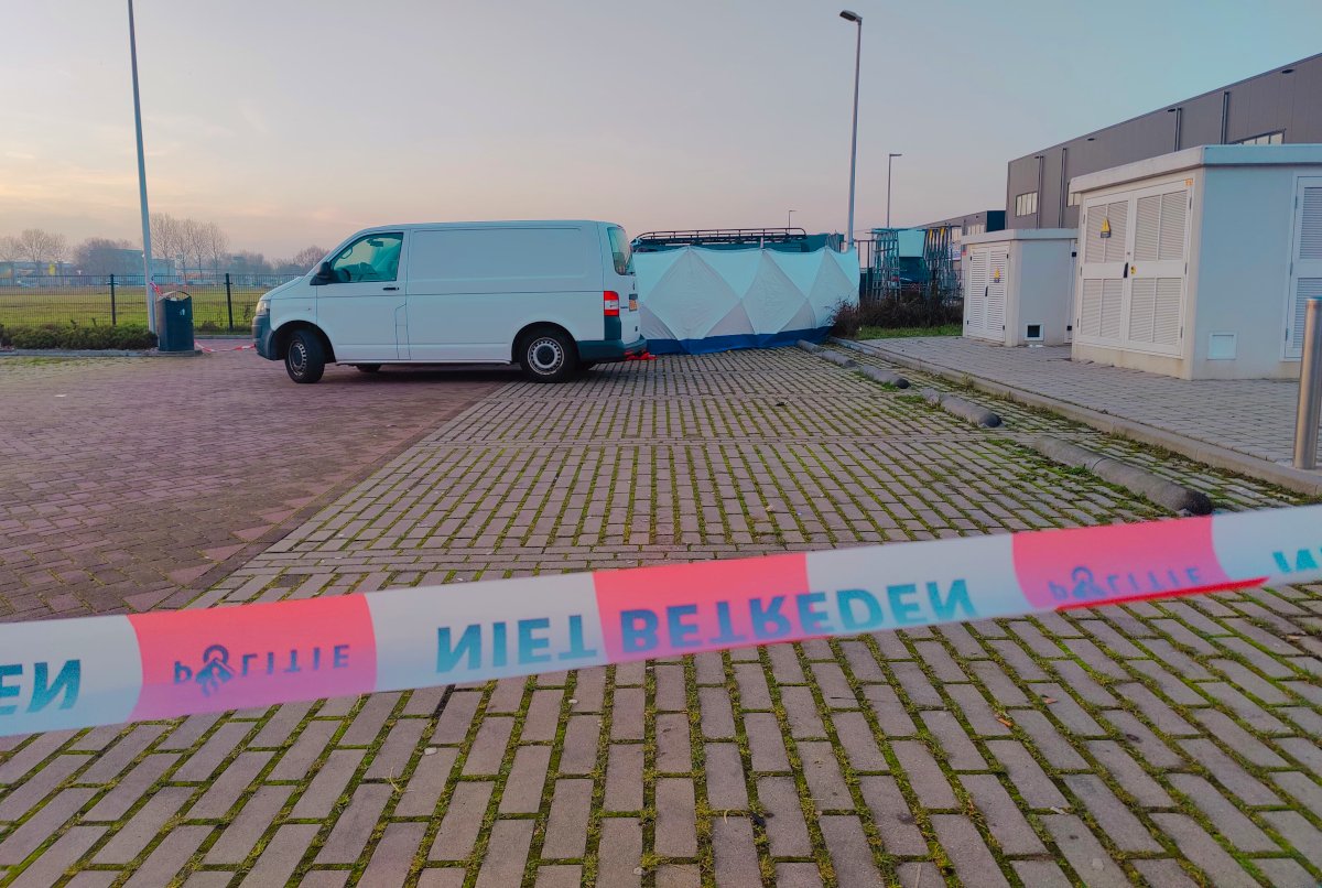 Stoffelijk overschot aangetroffen langs de Visserijweg