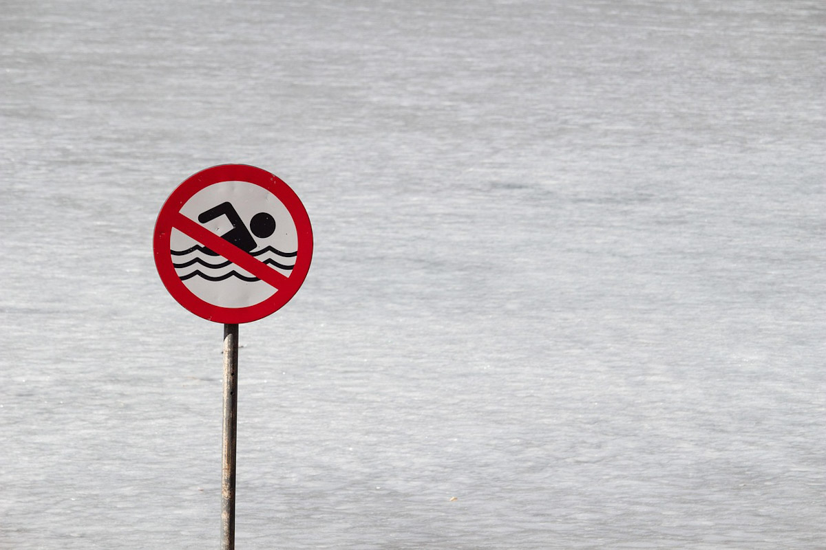Waterkwaliteit zwemwater Burgerwoudweg slecht
