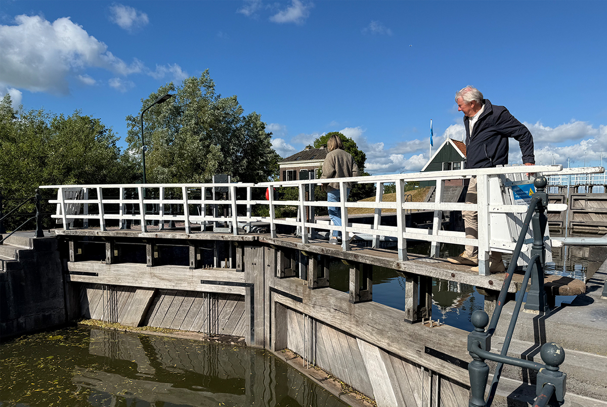 Veilige en toegankelijke recreatieve verbinding over de Zeesluis Edam