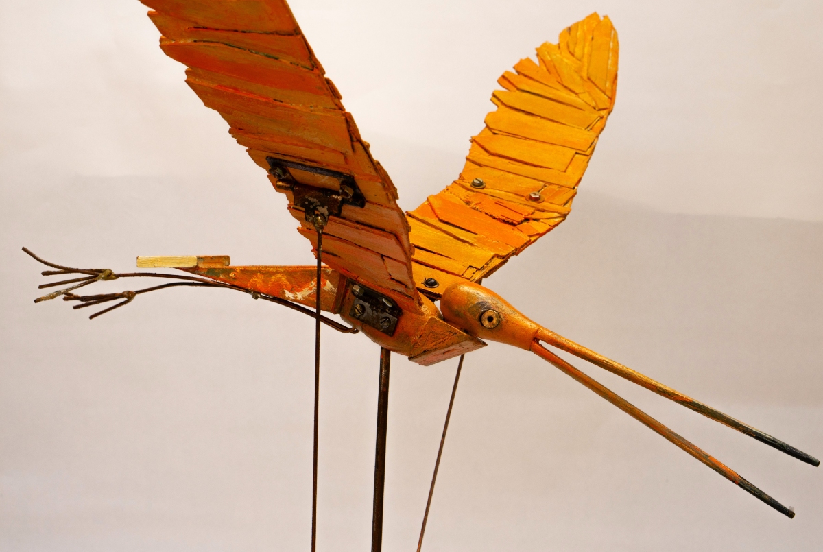 De mechanische vogels van Jan Stuijt in de Grote Kerk Oosthuizen